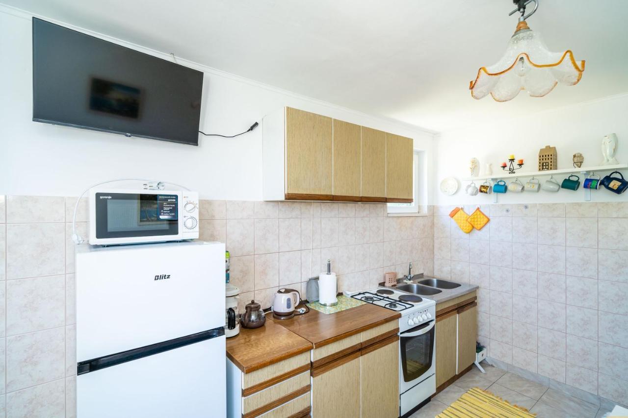Apartment Laurel Leaf Lovorno Exterior photo