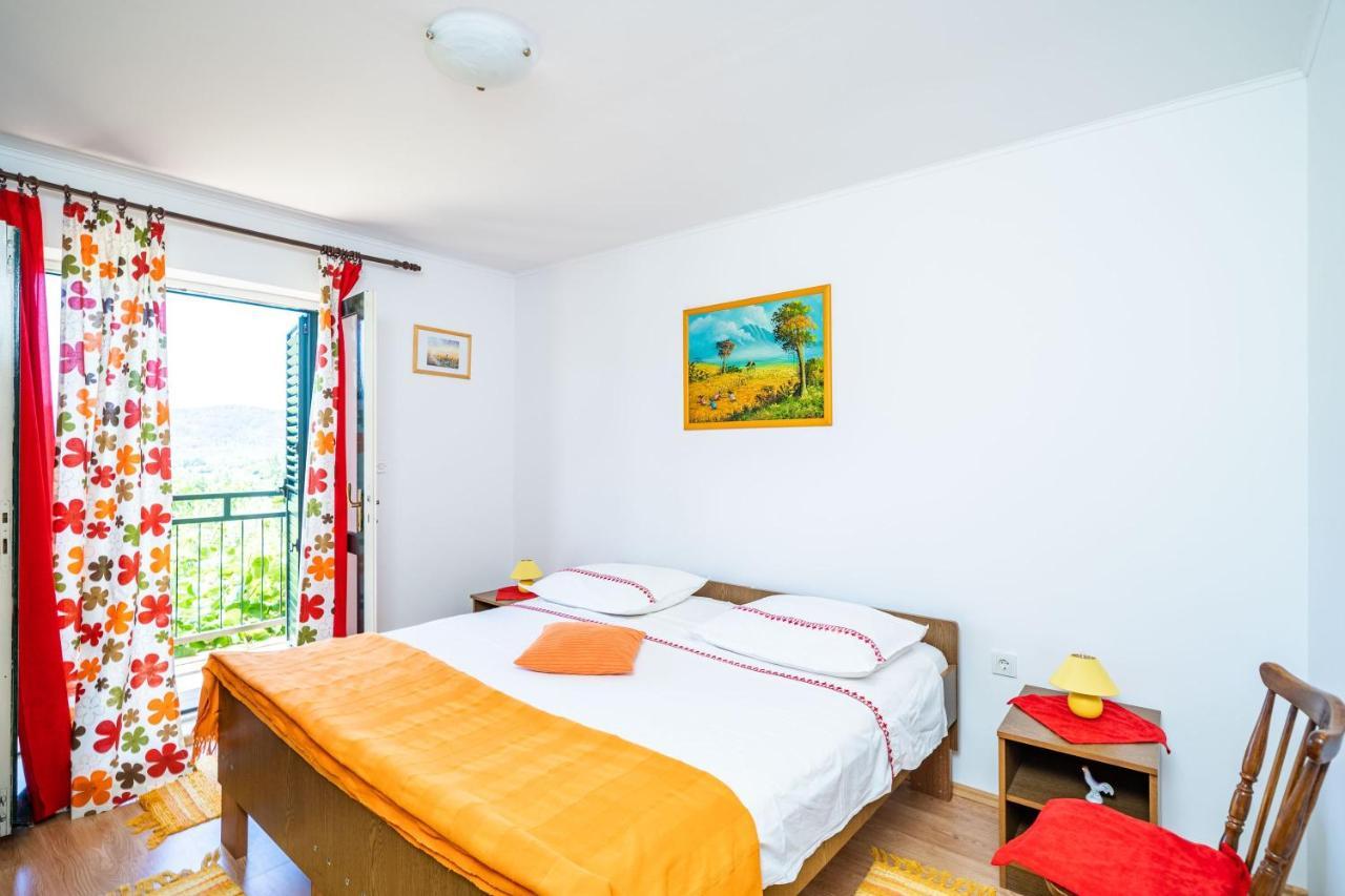 Apartment Laurel Leaf Lovorno Exterior photo